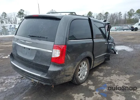 2016 Chrysler Town & Country Touring from USA, damaged, VIN 2C4RC1BG5GR112291